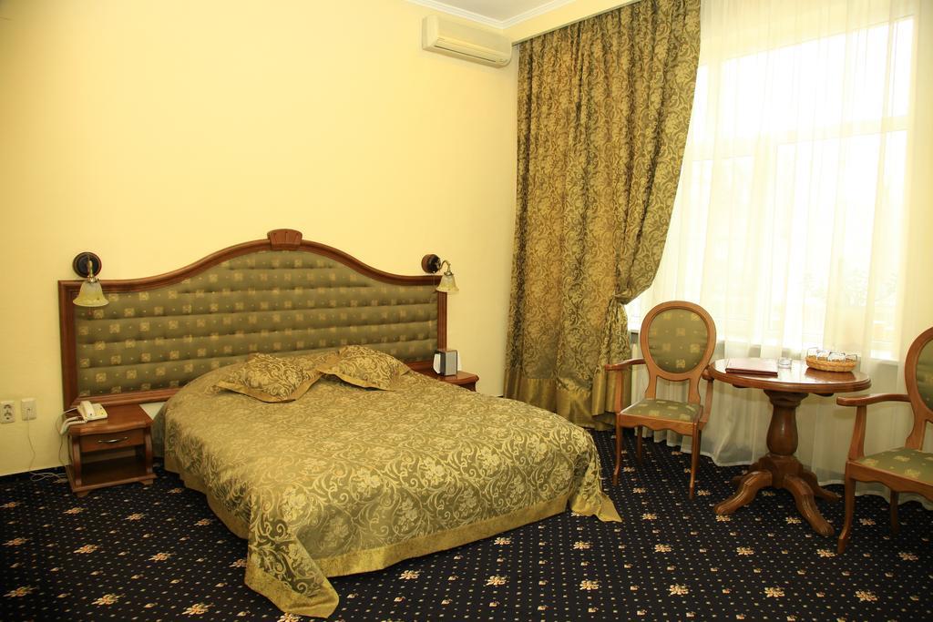 روستوف نا دونو Pushkinskaya Hotel المظهر الخارجي الصورة